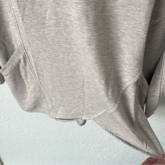 J. Jill Sweatshirt Women's Medium Cream Gray Cowl Neck Tunic Athleisure Cozy - Picture 5 of 8